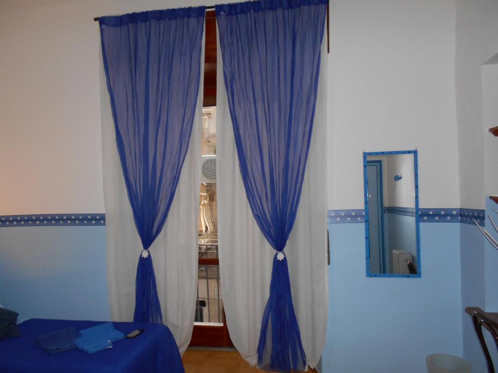 Robby'S House Bed & Breakfast Vico Equense Exterior photo